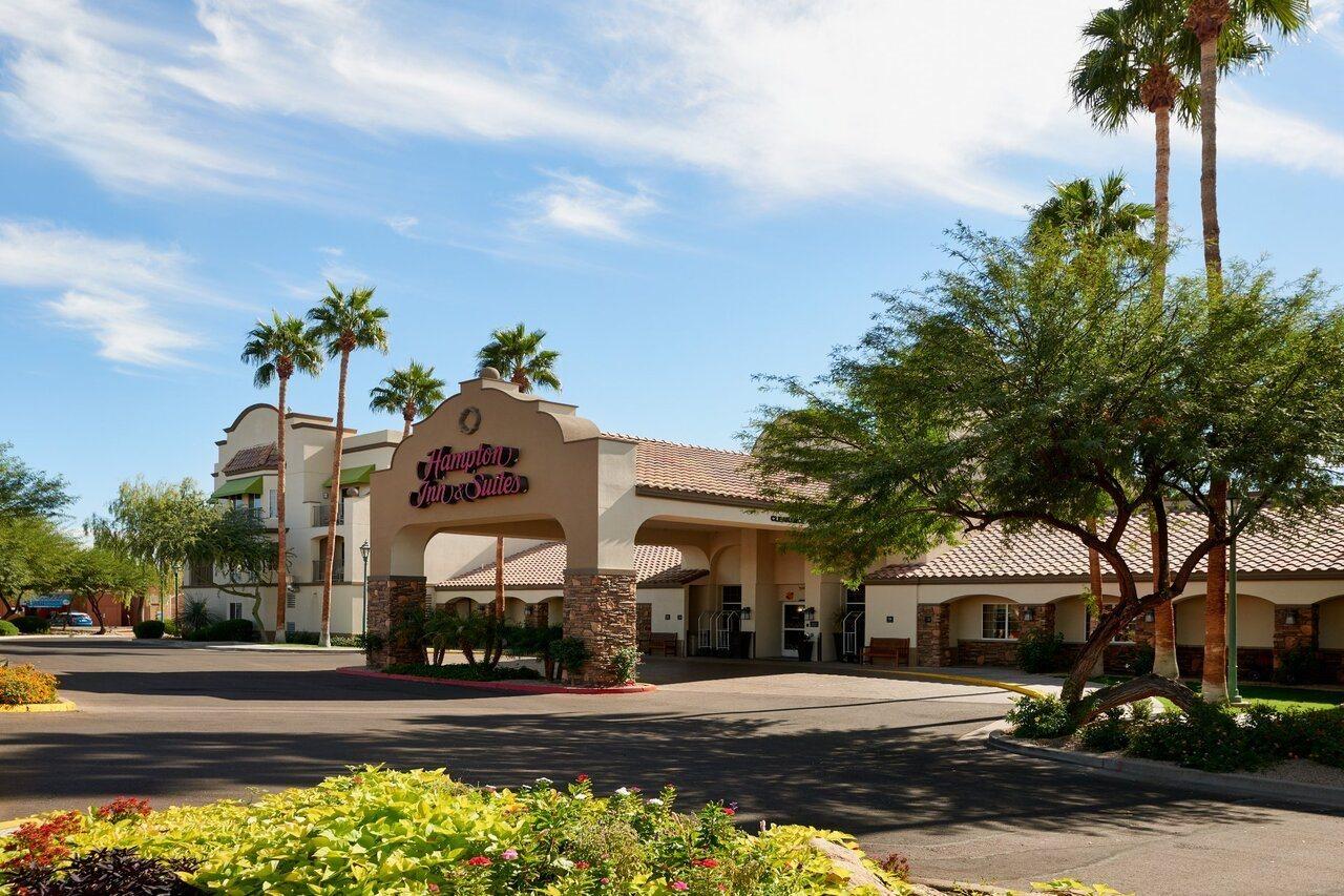 Hampton Inn & Suites Phoenix/Scottsdale Exterior photo