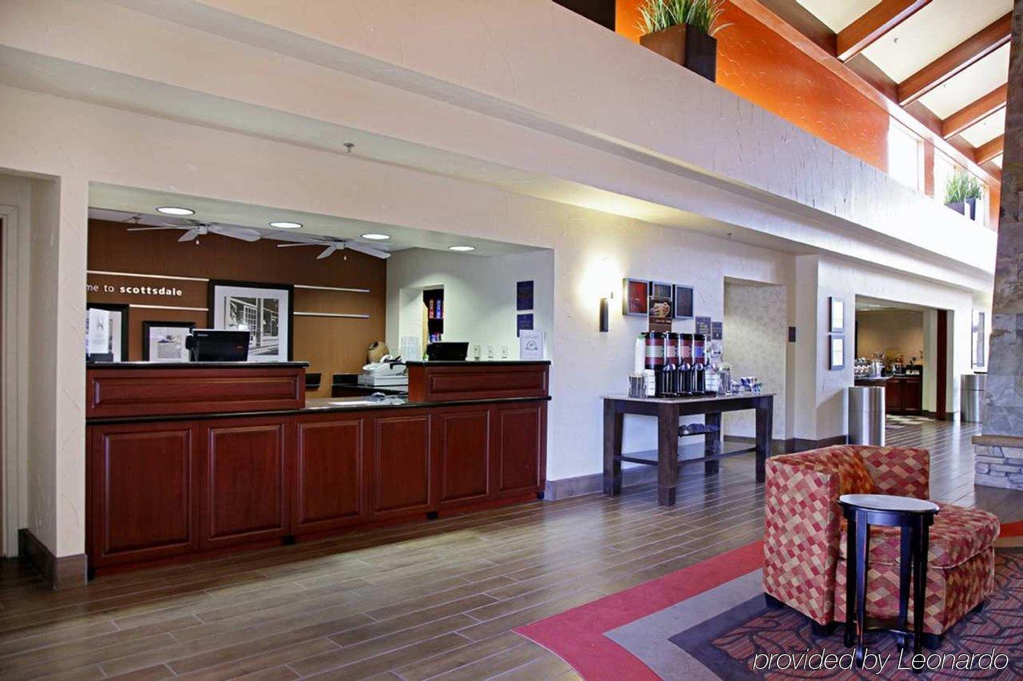 Hampton Inn & Suites Phoenix/Scottsdale Exterior photo