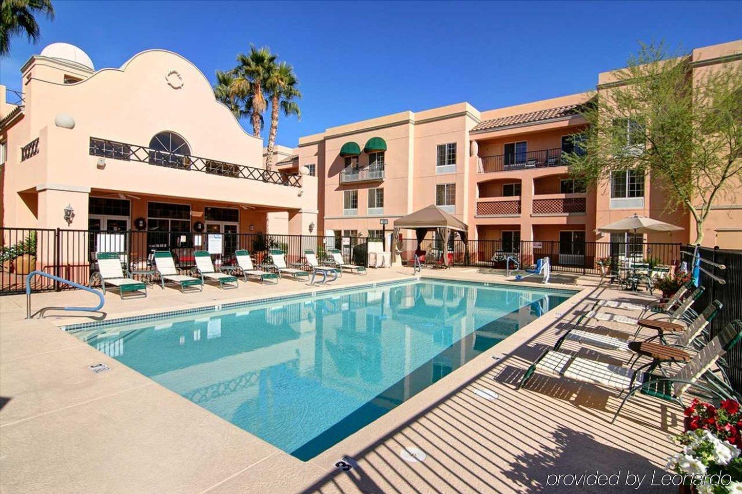 Hampton Inn & Suites Phoenix/Scottsdale Exterior photo